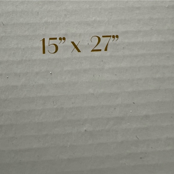 Elegant White Display Shelves for Wall Decor - Picture 6 of 8